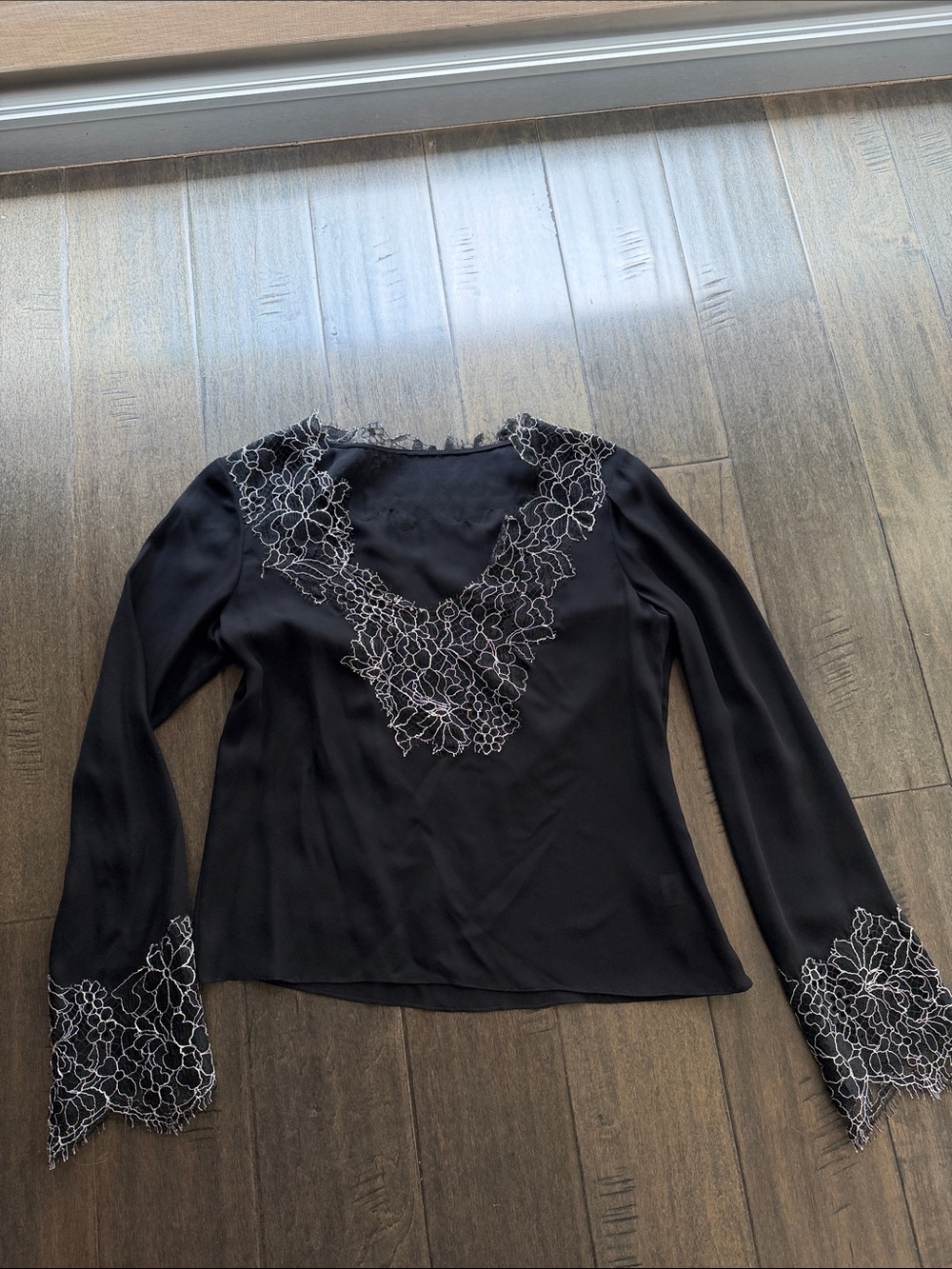 Neiman Marcus Black V-Neck Long-Sleeve Top with Lace Insets Silk